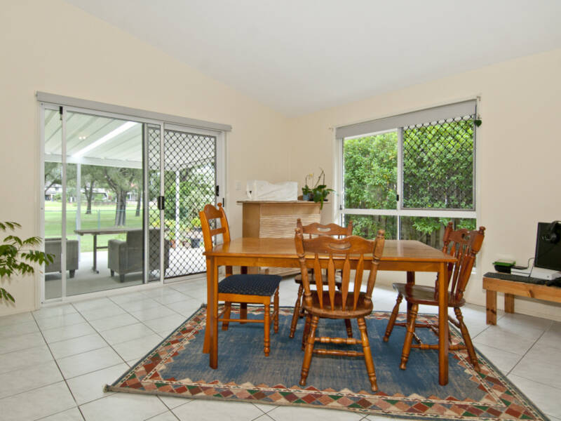 33 Susan Godfrey Drive, Windaroo, QLD 4207 AUS