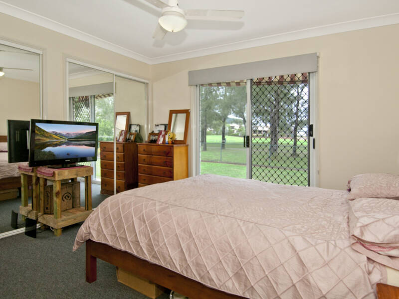 33 Susan Godfrey Drive, Windaroo, QLD 4207 AUS