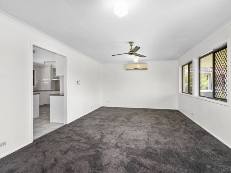 11 Carlyon Street, Mount Warren Park, QLD 4207 AUS