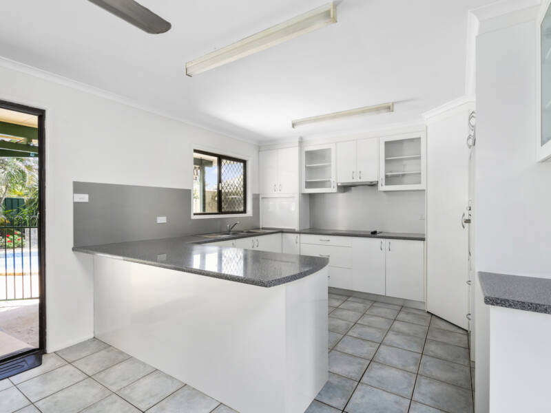 11 Carlyon Street, Mount Warren Park, QLD 4207 AUS