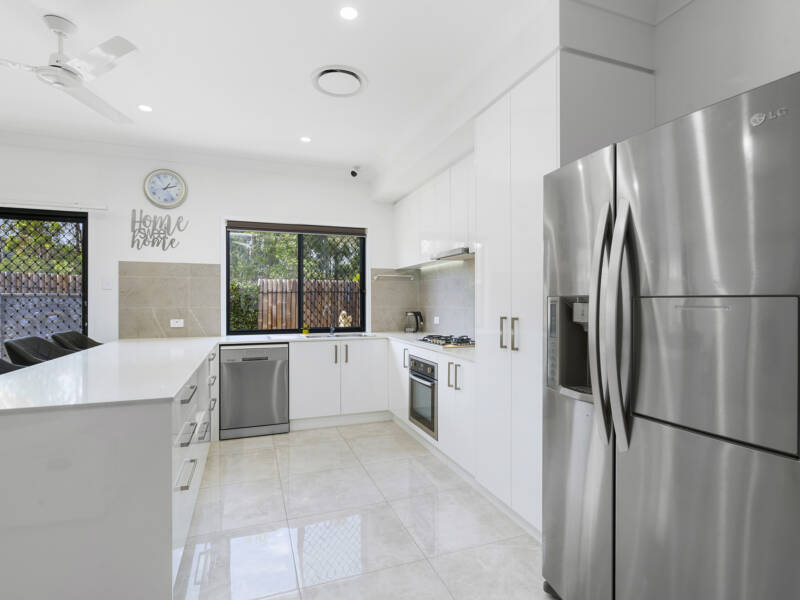 6 Windmill Place, Belivah, QLD 4207 AUS