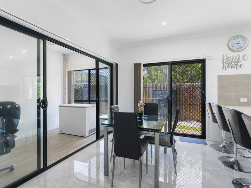 6 Windmill Place, Belivah, QLD 4207 AUS