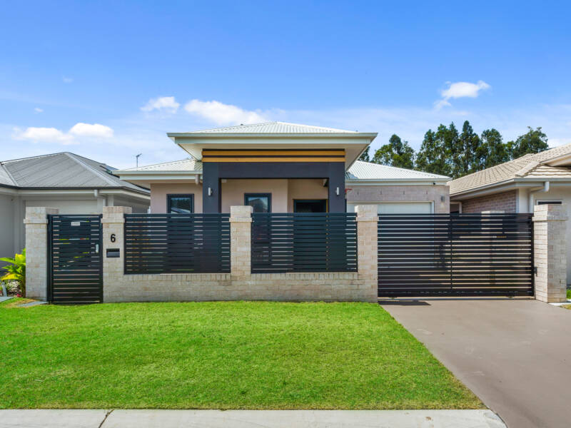 6 Windmill Place, Belivah, QLD 4207 AUS