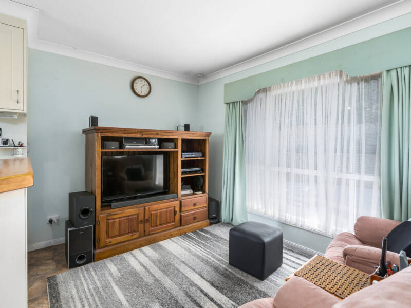 10 Yvonne Crescent, Mount Warren Park, QLD 4207 AUS