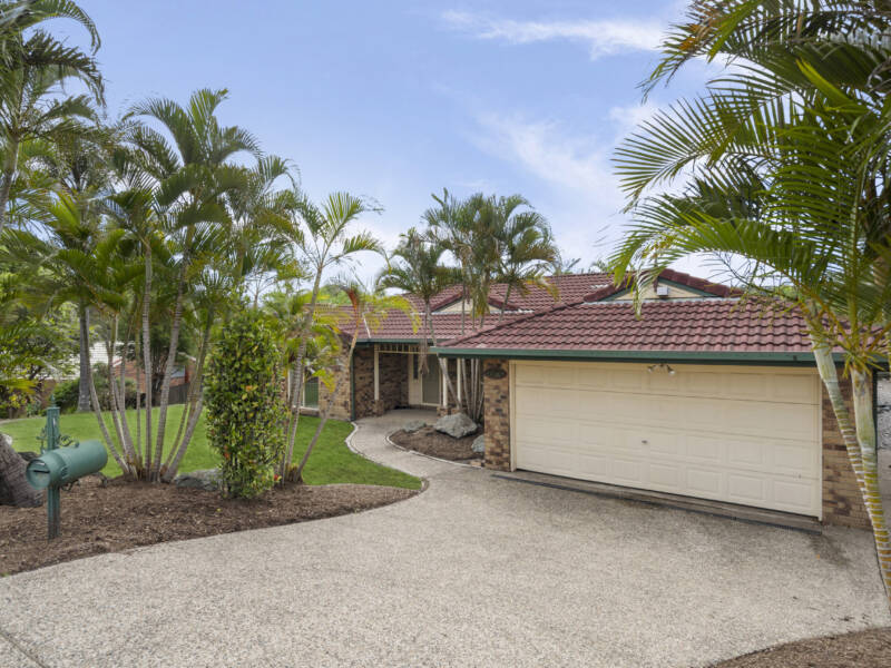 74 Yvonne Crescent, Mount Warren Park, QLD 4207 AUS