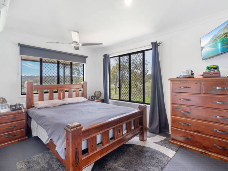 15714 Cunningham Highway, Cunningham, QLD 4370 AUS