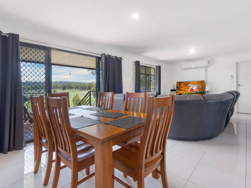 15714 Cunningham Highway, Cunningham, QLD 4370 AUS