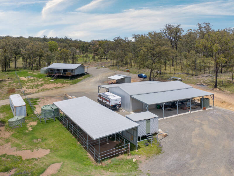 15714 Cunningham Highway, Cunningham, QLD 4370 AUS