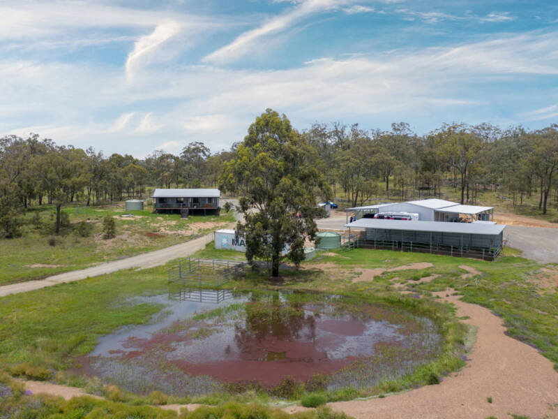 15714 Cunningham Highway, Cunningham, QLD 4370 AUS