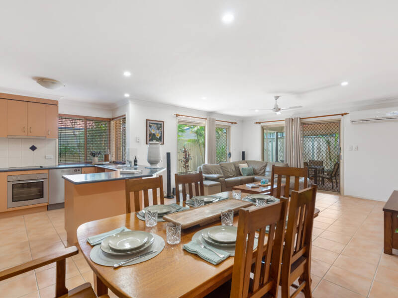 31 Albert Valley Drive, Bahrs Scrub, QLD 4207 AUS