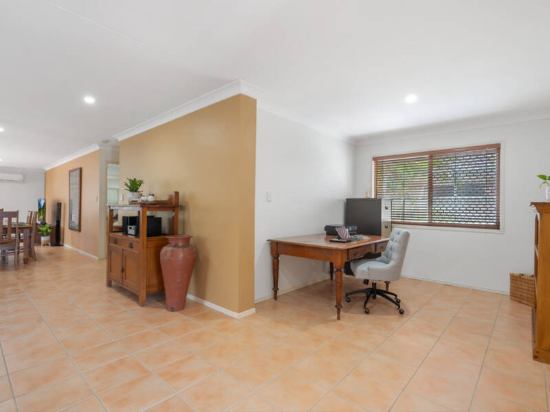 31 Albert Valley Drive, Bahrs Scrub, QLD 4207 AUS