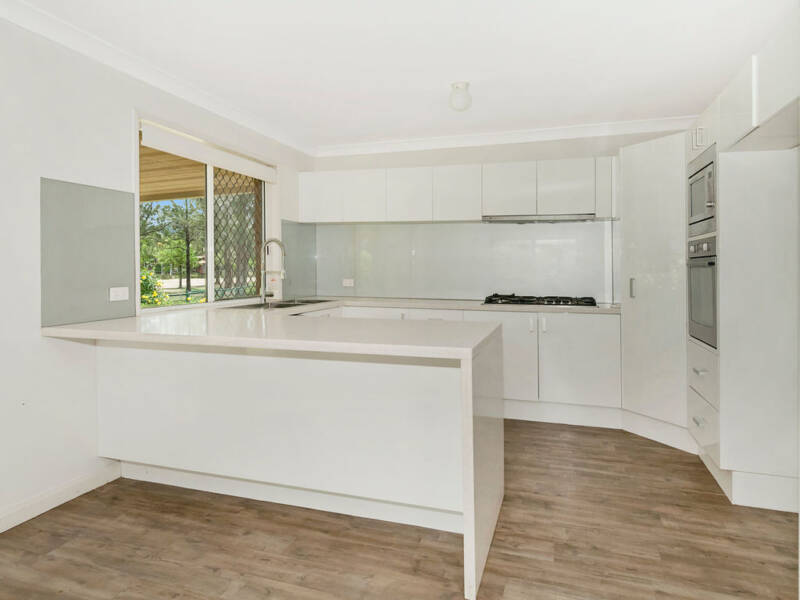 19 Susan Godfrey Drive, Windaroo, QLD 4207 AUS