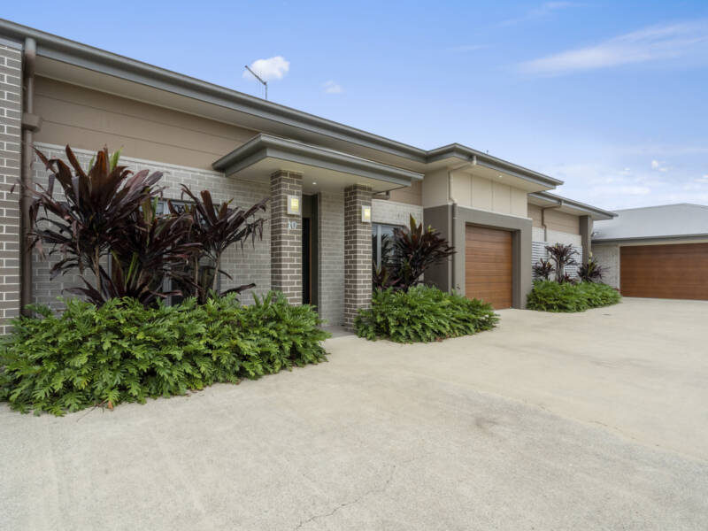 10/1-5 Anna Louise Terrace, Windaroo, QLD 4207 AUS
