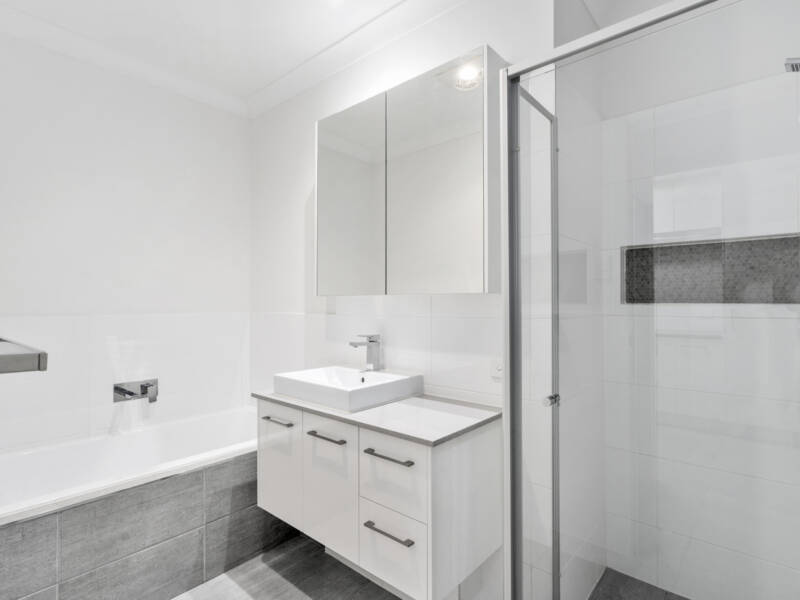 10/1-5 Anna Louise Terrace, Windaroo, QLD 4207 AUS