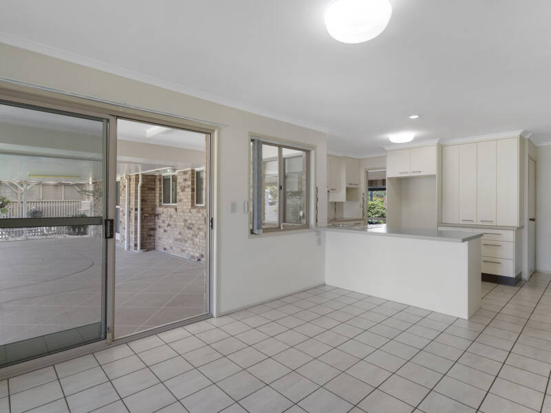 16 Manikato Court, Burpengary, QLD 4505 AUS