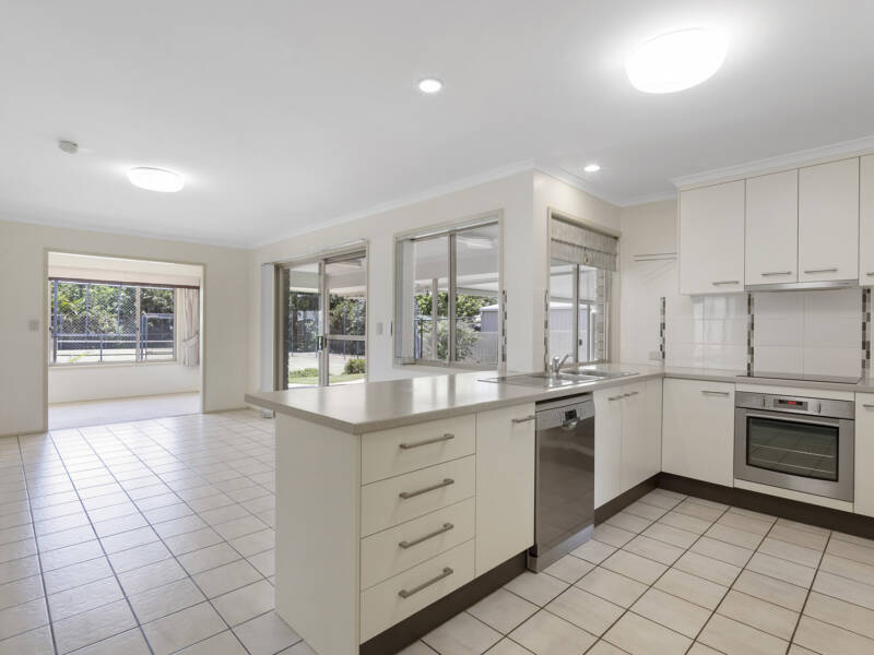 16 Manikato Court, Burpengary, QLD 4505 AUS