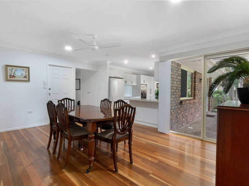 12 Mewing Court, Windaroo, QLD 4207 AUS