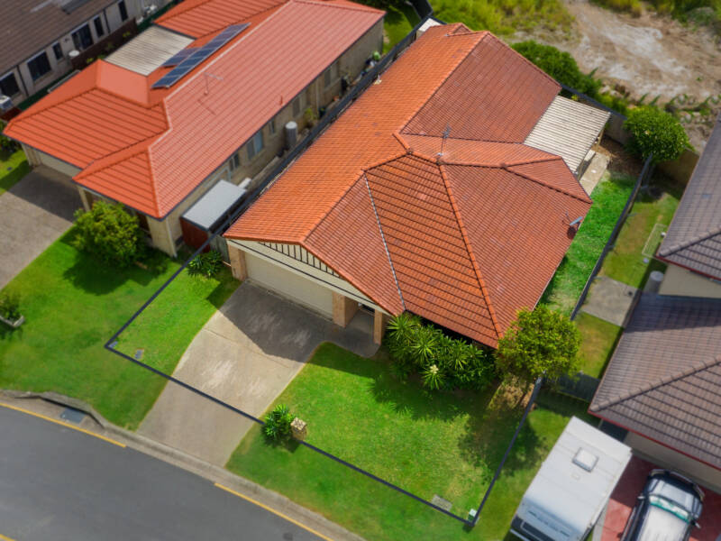 25 Mountain View Crescent, Mount Warren Park, QLD 4207 AUS