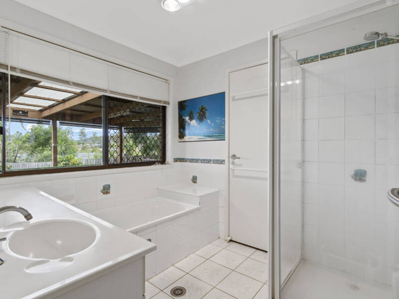 14 Hausmann Court, Windaroo, QLD 4207 AUS