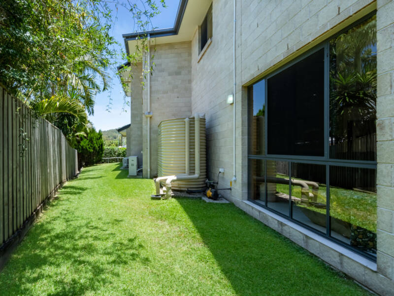 38 Long Island Drive, Windaroo, QLD 4207 AUS