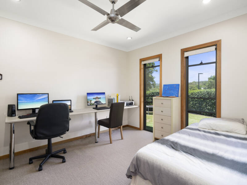 38 Long Island Drive, Windaroo, QLD 4207 AUS