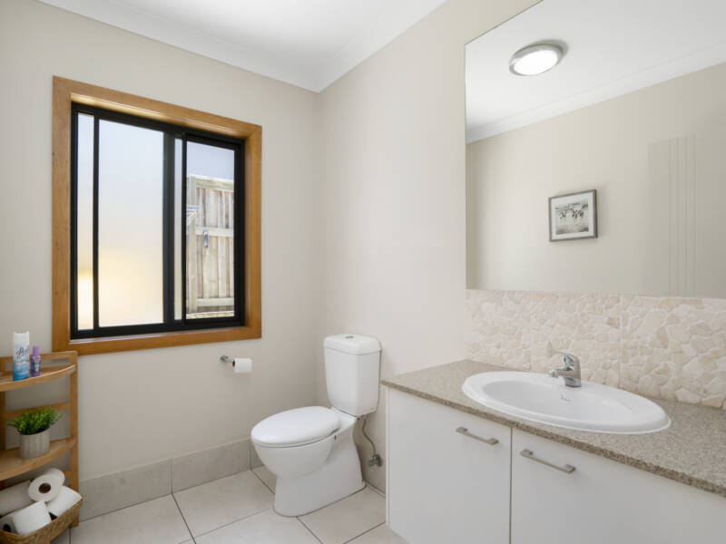 38 Long Island Drive, Windaroo, QLD 4207 AUS