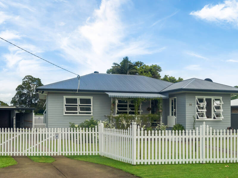 16 Edward Street, Beaudesert, QLD 4285 AUS