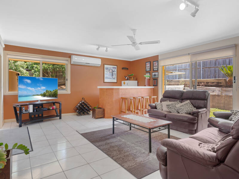 7 Rocklily Court, Shailer Park, QLD 4128 AUS