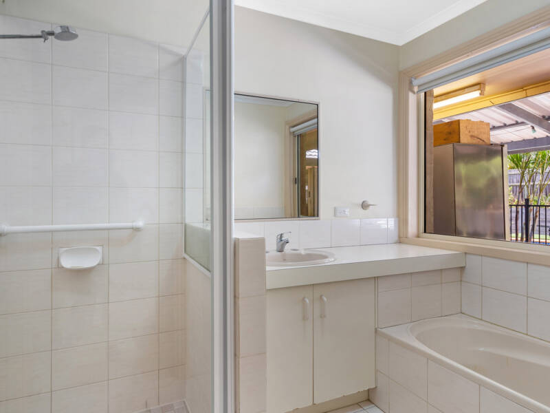 7 Rocklily Court, Shailer Park, QLD 4128 AUS