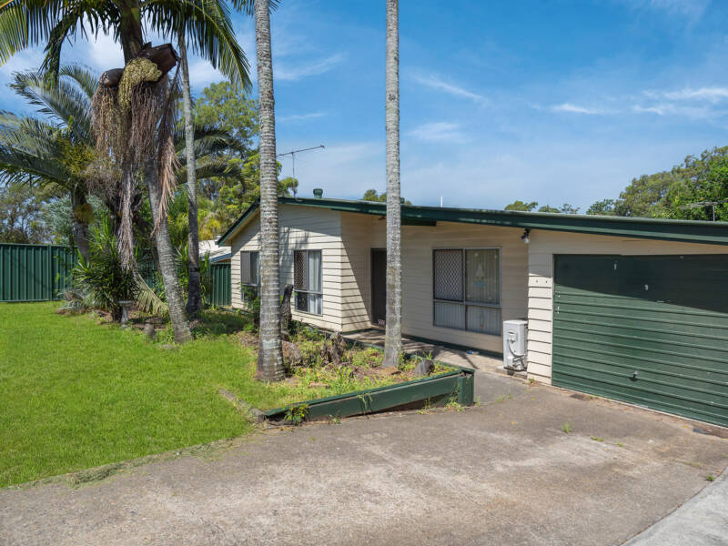 27 Sirus Street, Eagleby, QLD 4207 AUS
