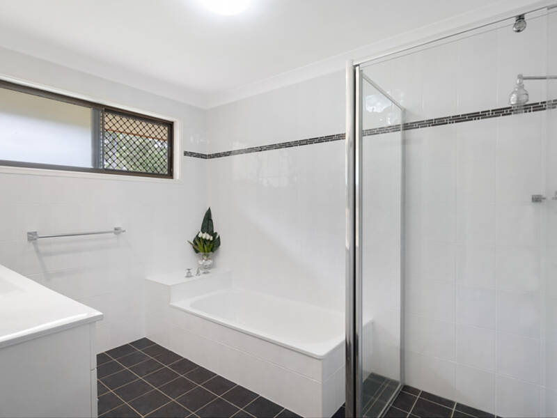 8 Richland Drive, Bannockburn, QLD 4207 AUS