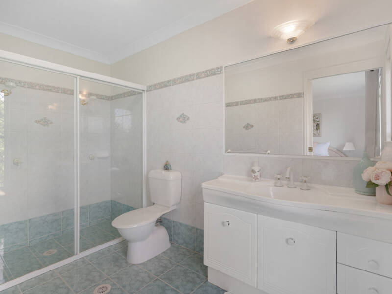 9 Wantana Crescent, Edens Landing, QLD 4207 AUS