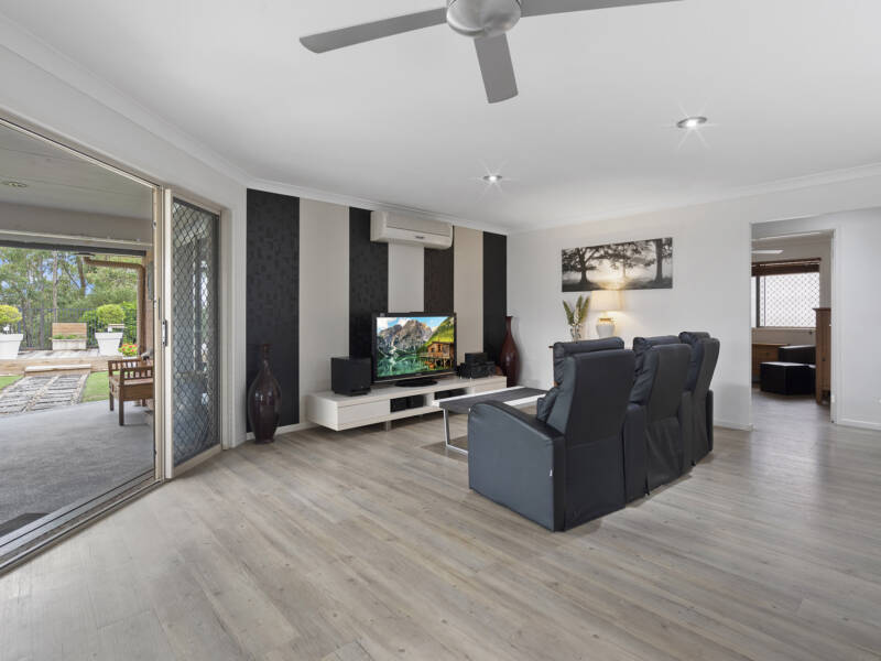 26 Mimi Court, Mount Warren Park, QLD 4207 AUS