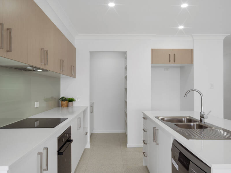 10 Octagonal Crescent, Beaudesert, QLD 4285 AUS