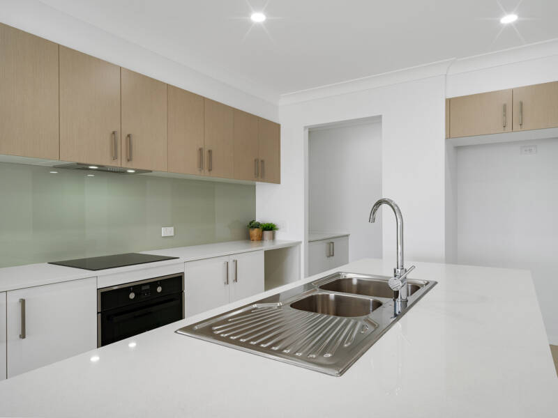 10 Octagonal Crescent, Beaudesert, QLD 4285 AUS
