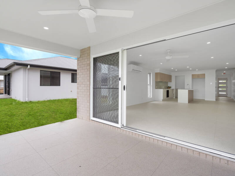 10 Octagonal Crescent, Beaudesert, QLD 4285 AUS