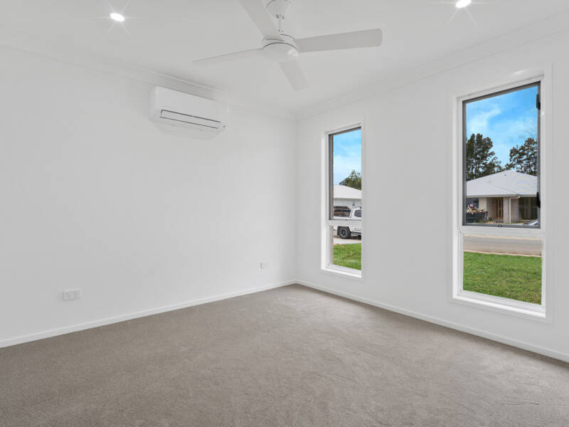 10 Octagonal Crescent, Beaudesert, QLD 4285 AUS