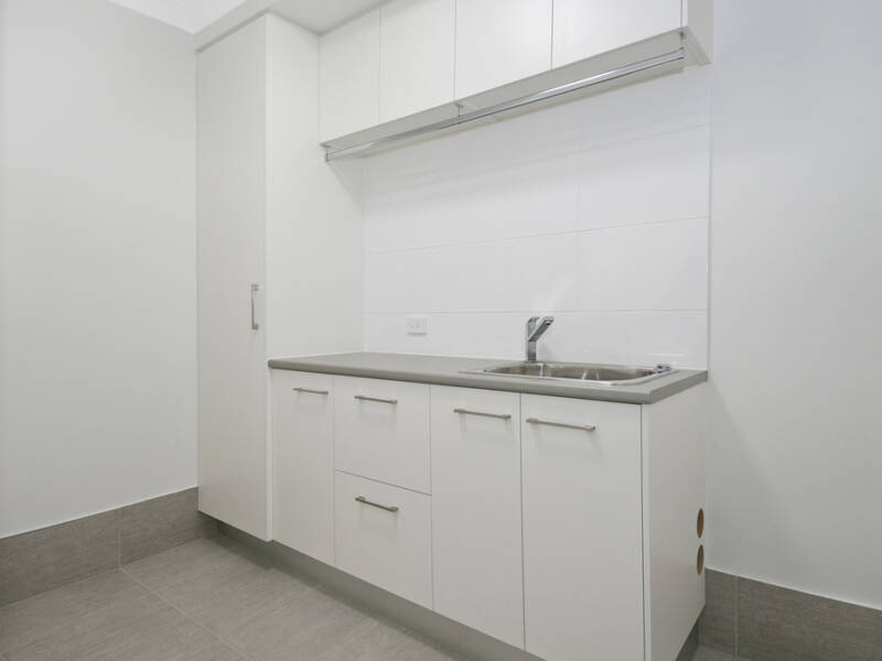 11/1-5 Anna Louise Tce, Windaroo, QLD 4207 AUS