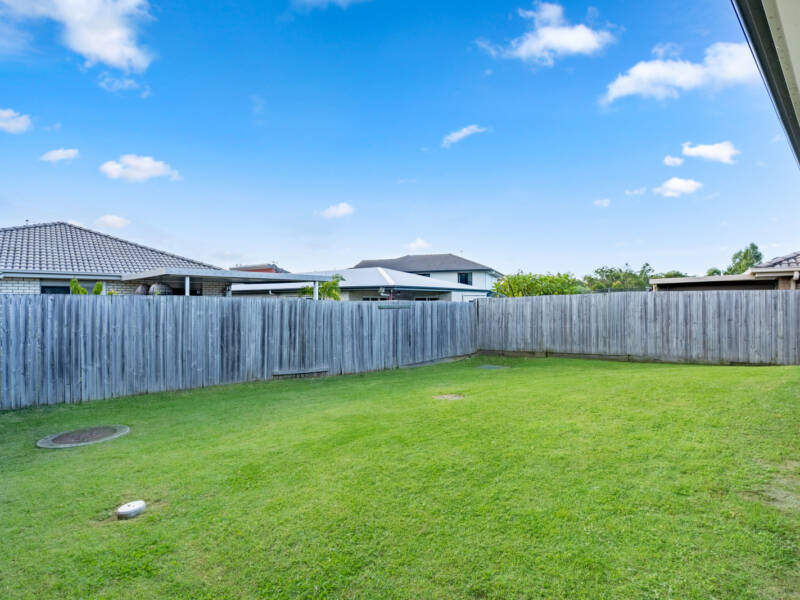13 Ravensbourne Circuit, Waterford, QLD 4133 AUS