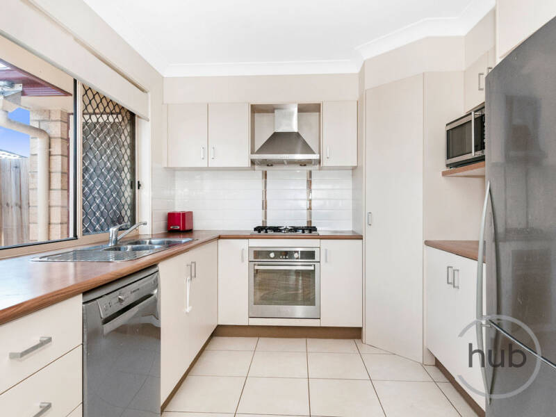 5 Wollumbin Crescent, Waterford, QLD 4133 AUS