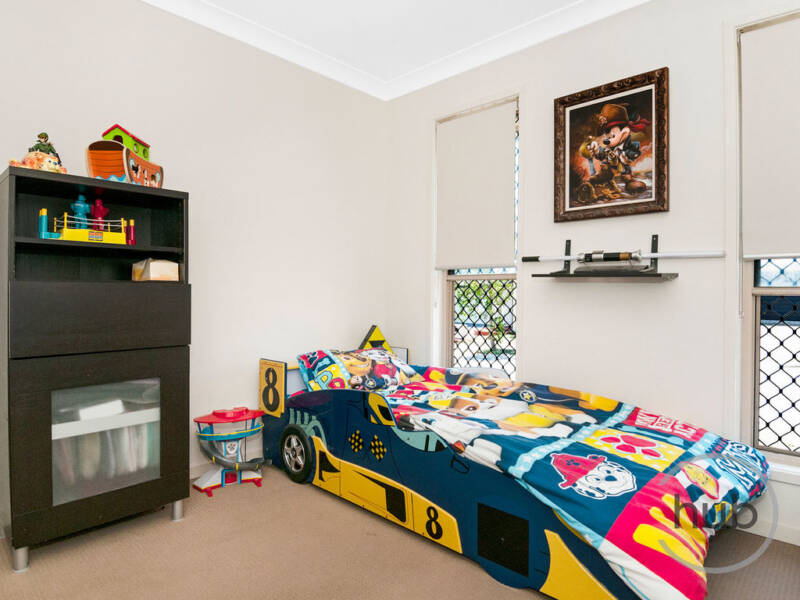 5 Wollumbin Crescent, Waterford, QLD 4133 AUS