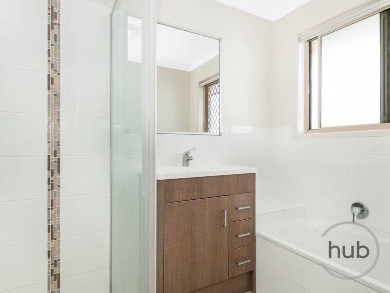 5 Wollumbin Crescent, Waterford, QLD 4133 AUS