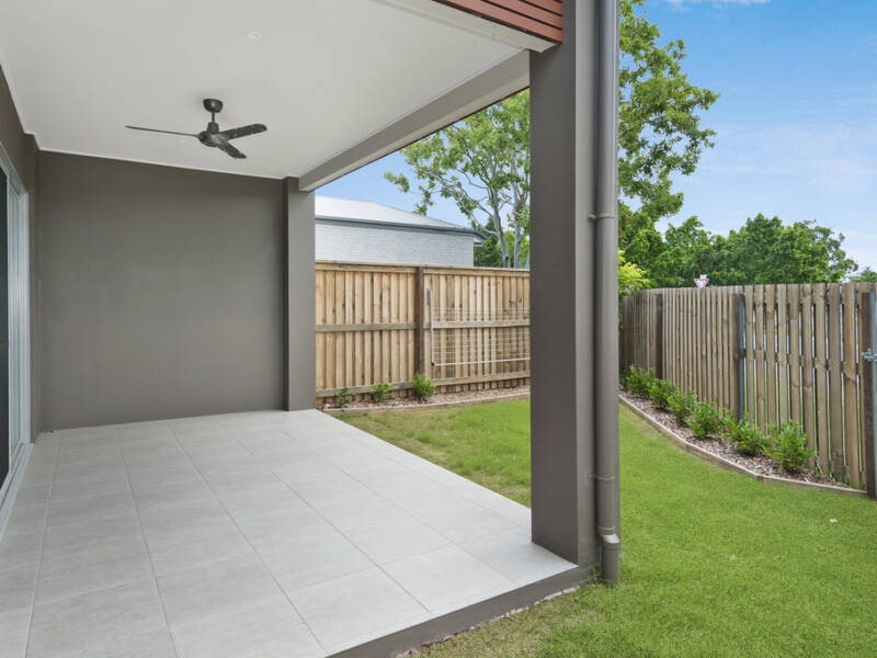 11/1-5 Anna Louise Tce, Windaroo, QLD 4207 AUS