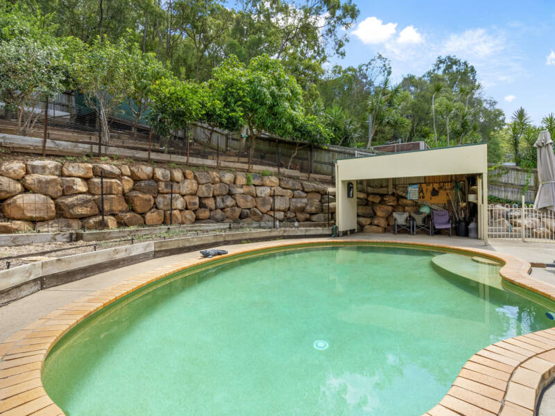 6 Trusan Place, Tanah Merah, QLD 4128 AUS