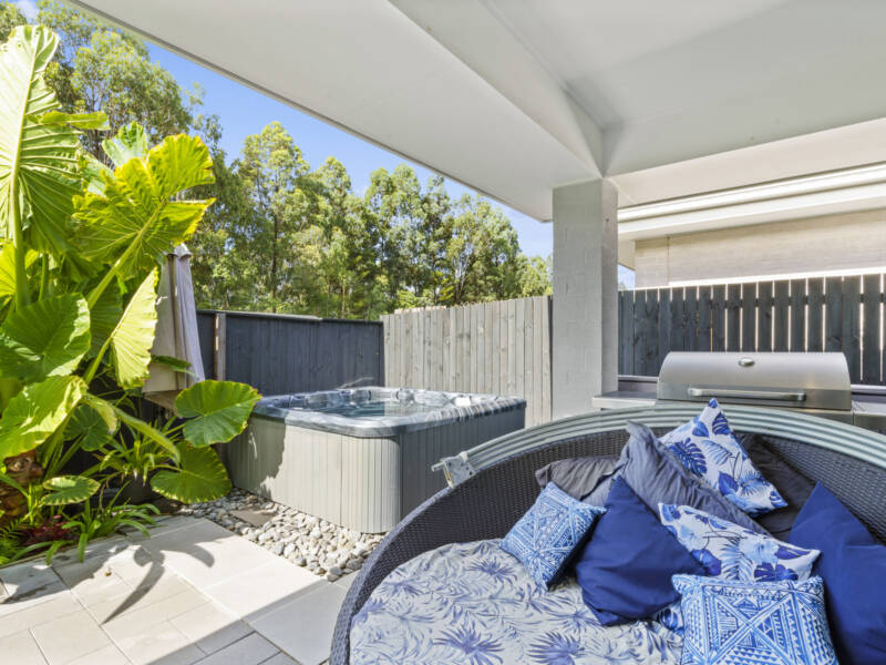 4 Windmill Place, Belivah, QLD 4207 AUS