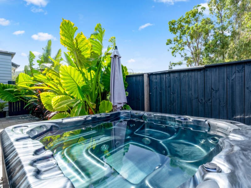 4 Windmill Place, Belivah, QLD 4207 AUS