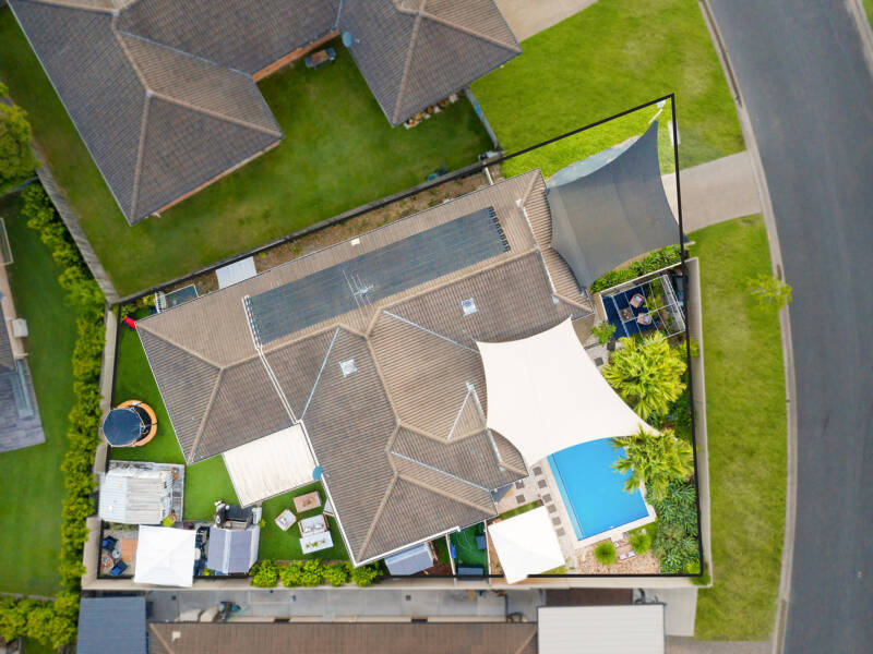 16 Maclagen Street, Ormeau, QLD 4208 AUS