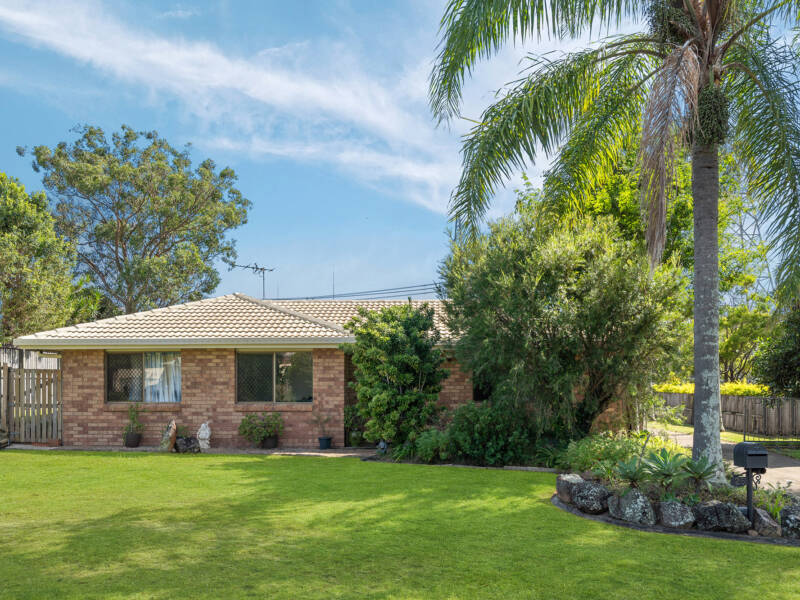 25 Yorkshire Crescent, Mount Warren Park, QLD 4207 AUS