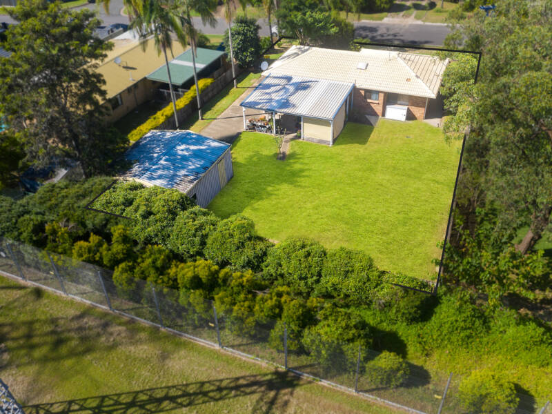 25 Yorkshire Crescent, Mount Warren Park, QLD 4207 AUS