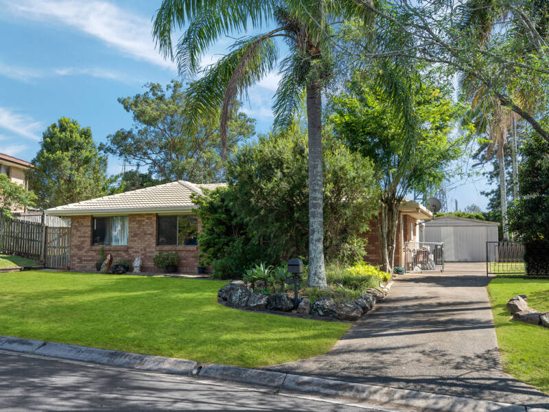 25 Yorkshire Crescent, Mount Warren Park, QLD 4207 AUS
